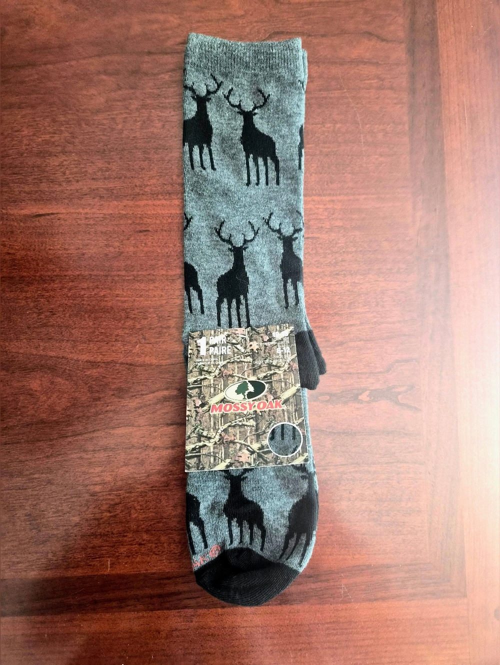 Mossy Oak Gray Deer Pattern Socks Black & Gray NEW